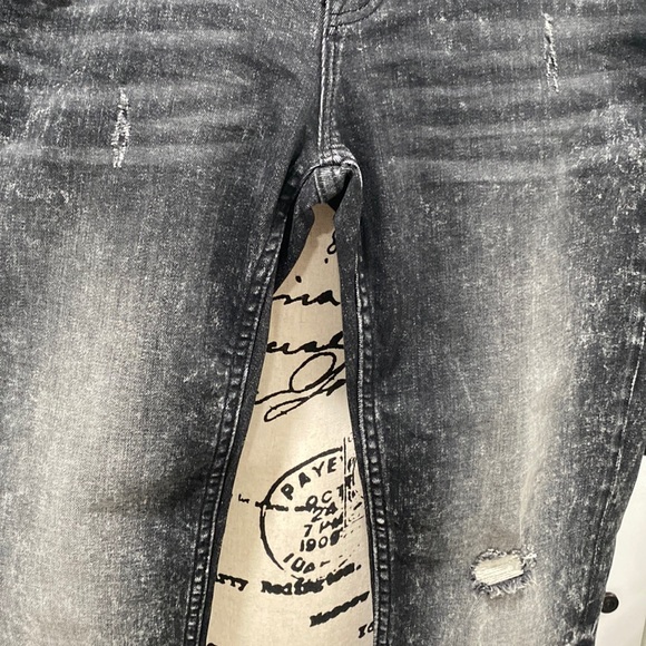 NWOT VIGOSS Ripped Distressed Whiskered Denim Pants Mid Rise Slim Fit - Picture 7 of 12